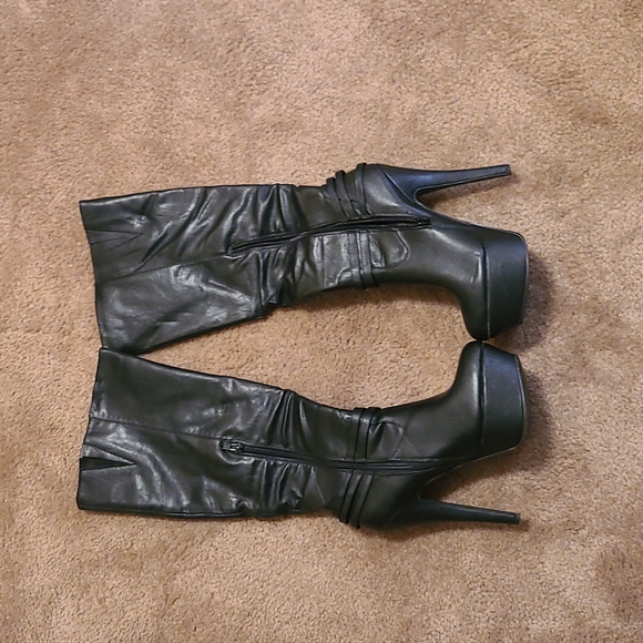 Shi by Journey's Boots - Picture 2 of 4